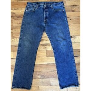 Levis 501 Jeans Mens 38x32 (Actual 38x30) Straight Fit Button Fly Denim Casual
